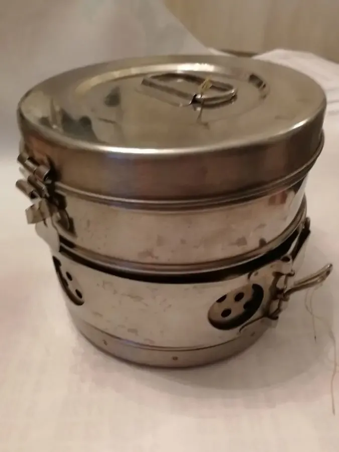 Бікси медичні з нержавіючої сталі