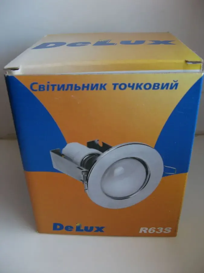 Точечный светильник DELUX R63S золото
