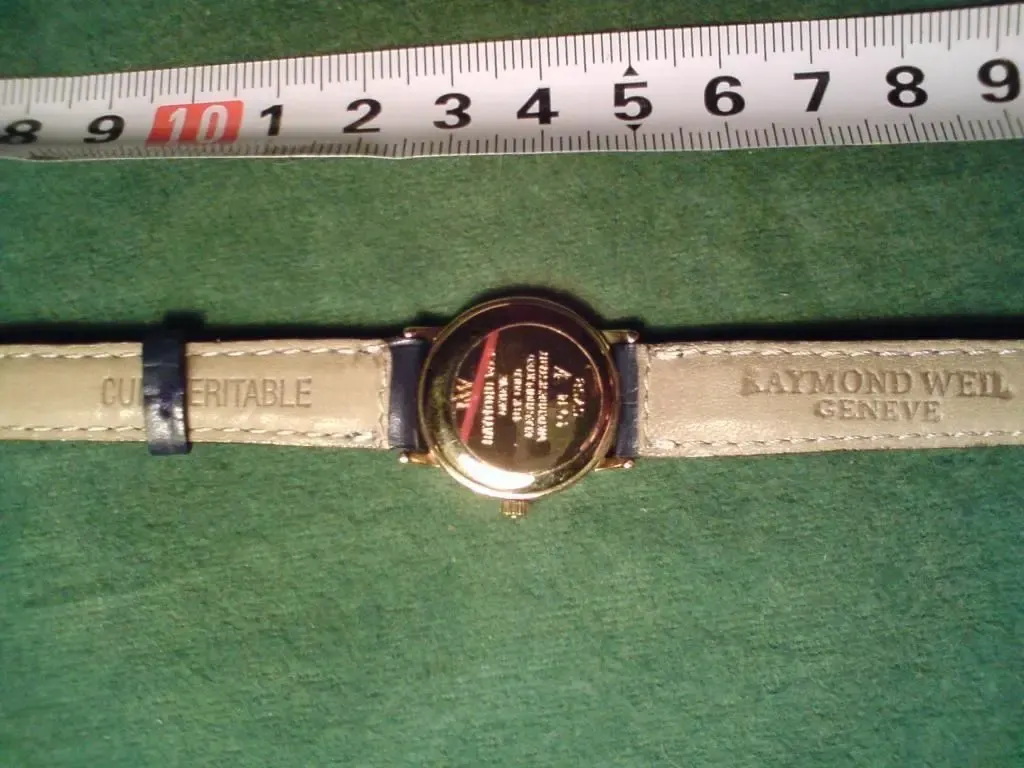 продам часы женские