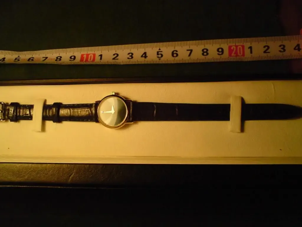 продам часы женские