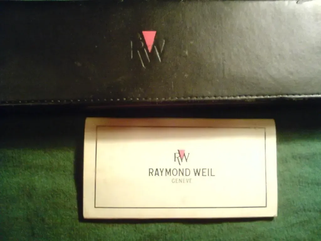 продам часы женские