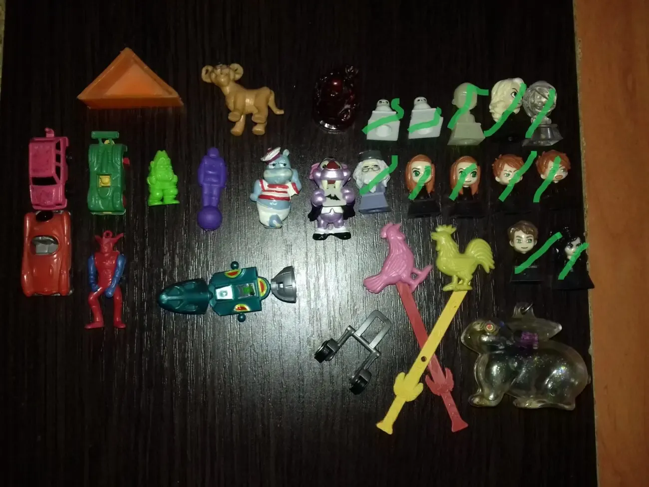 Фігурки. Кіндери. Кіндер-сюрприз для колекціонування 8