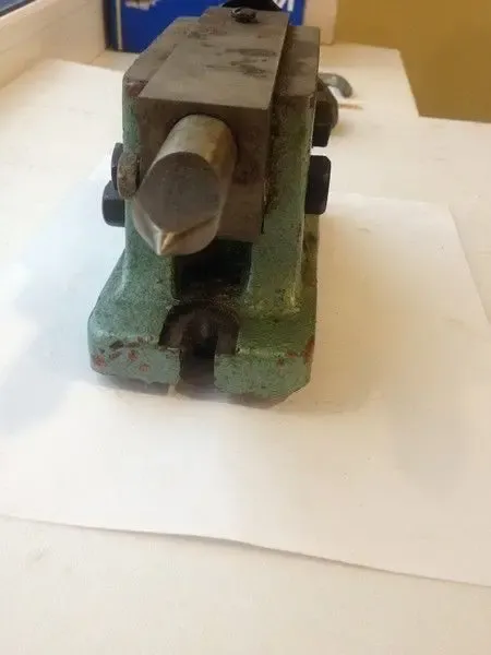 Задняя бабка УДГ - 160 4