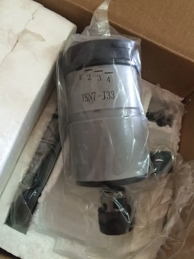 Резьбонарезной реверсивный патрон J467 (m2 - M7), J4620(М5-М12)(М8-20) 2