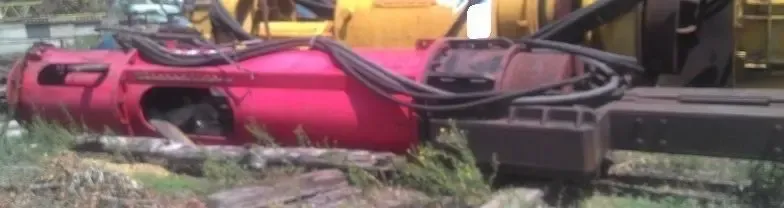 Продаем гидравлический вибропогружатель BRUCE SGH 1012, 2002 г.в.