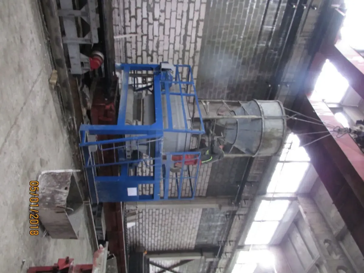 Бетоноукладчики для подачи и распределения бетона в металлоформы 6