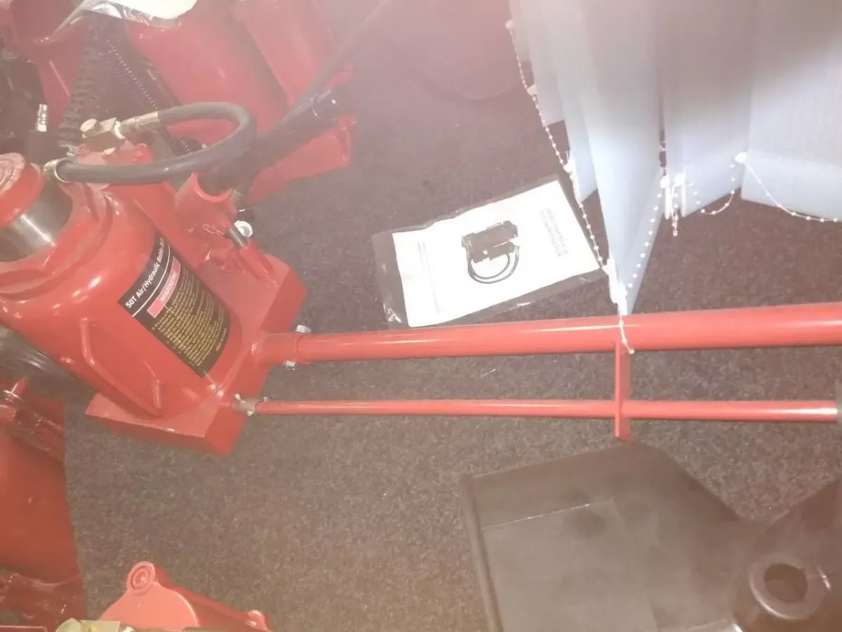 Домкрат бутылочный 20 ( 30, 50 ) т с пневмогидравлическим приводом 7