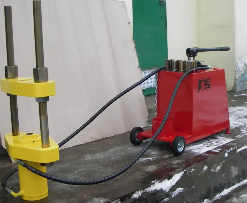 Шкворнедав подкатной ВШМ-50 со свободной рамой,усилие 50 т. 2