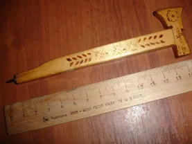 Ручка шариковая/кулькова, дерев'яна, довжина 15 см, СОКИРА/ТОПОР