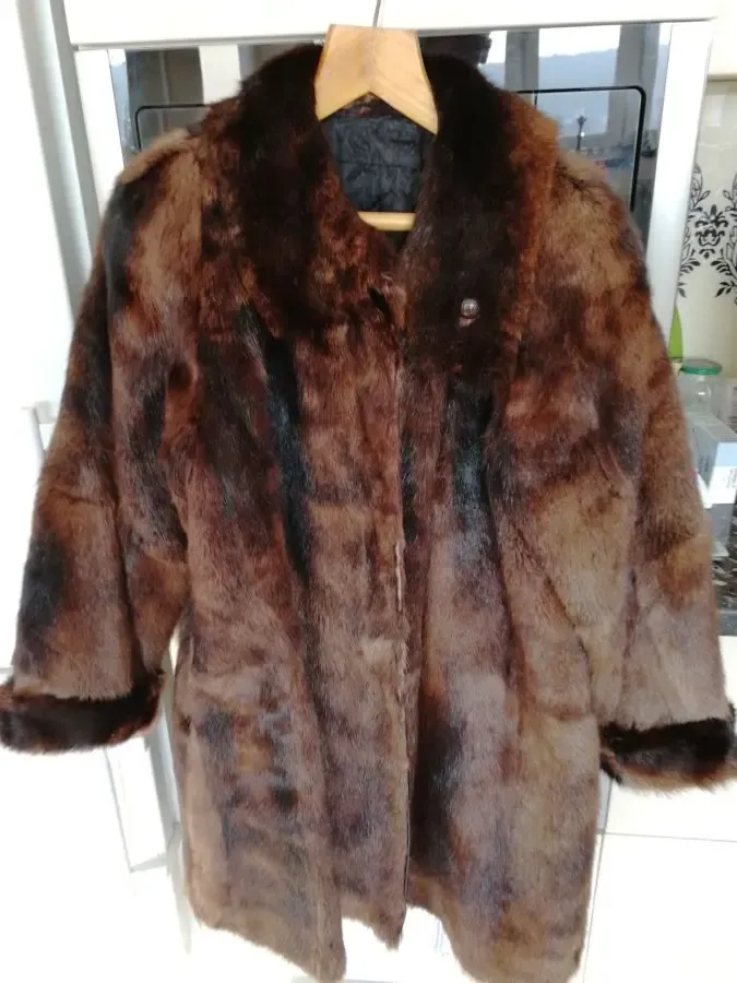 Шуба женская утепленная размер 48