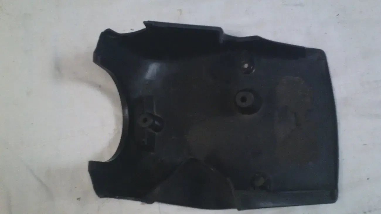 Обшивка рулевой колонки GM 90223142 нижняя Опель Омега А оригинал 2