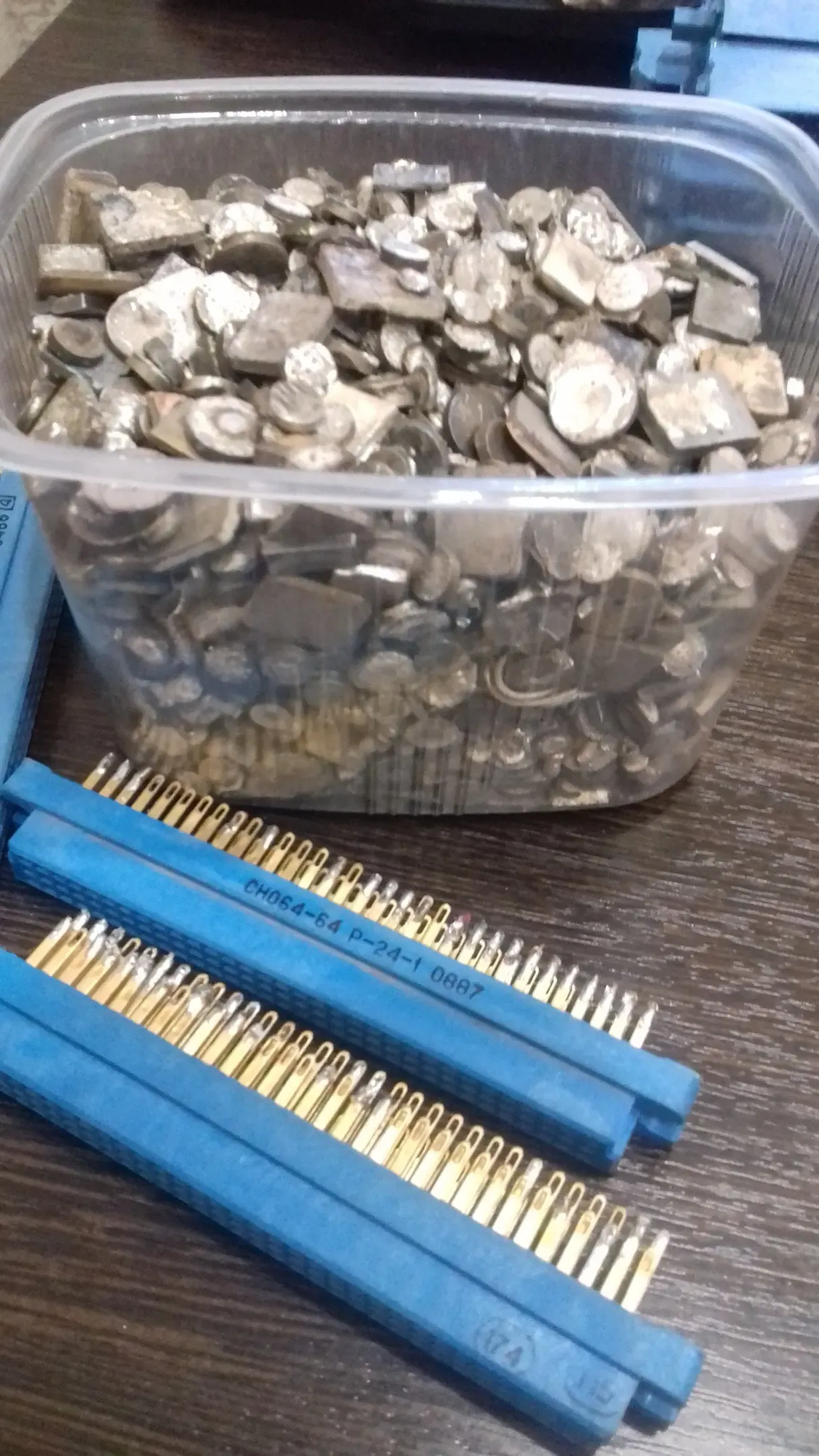 Куплю радиодетали, платы, ЭВМ, приборы, радио неликвиды в Запорожье 10