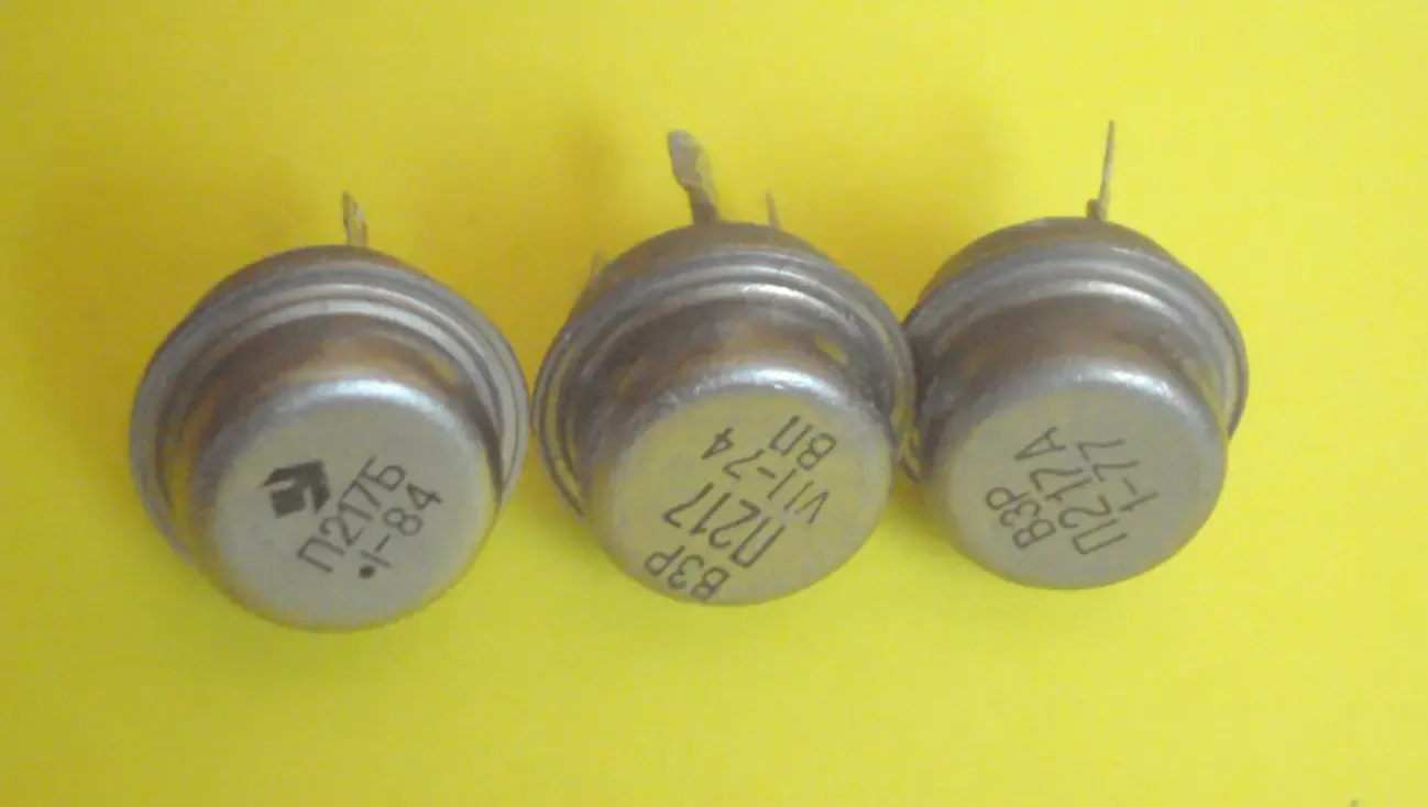 Транзисторы германиевые П213 - П216 Новые