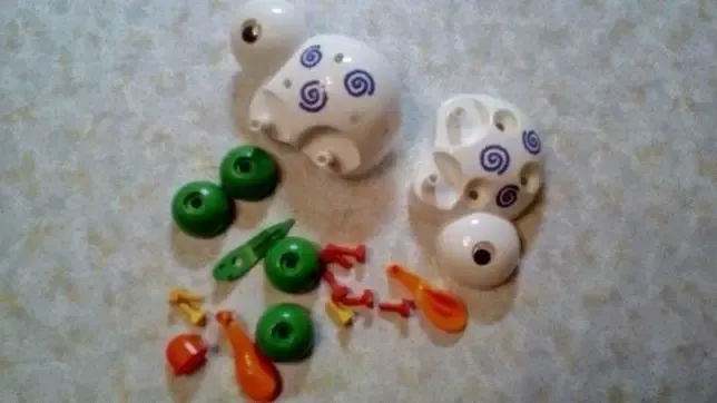 Развивающие игрушки конструктор для малышей 