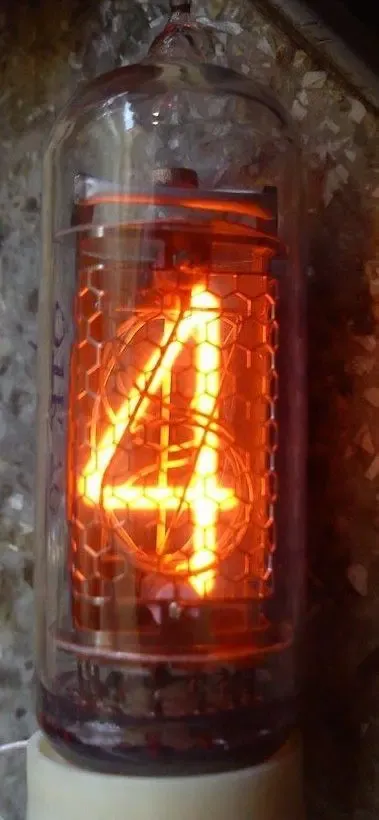 Куплю Ламповые цифровые индикаторы времён СССР, тип ИН-14, ИН-8 и т.п. 2