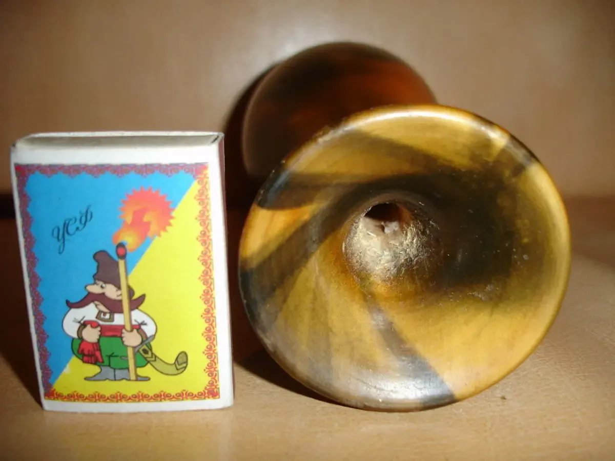 ВАЗА дерев'яна, лакована, інтер'єрна, висота 20 см; настольна. РАРИТЕТ 6