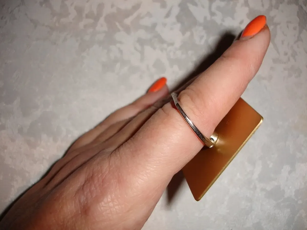 Держатель-кольцо/тримач-кільце для телефону; новий; золотий; 35х40 мм 5