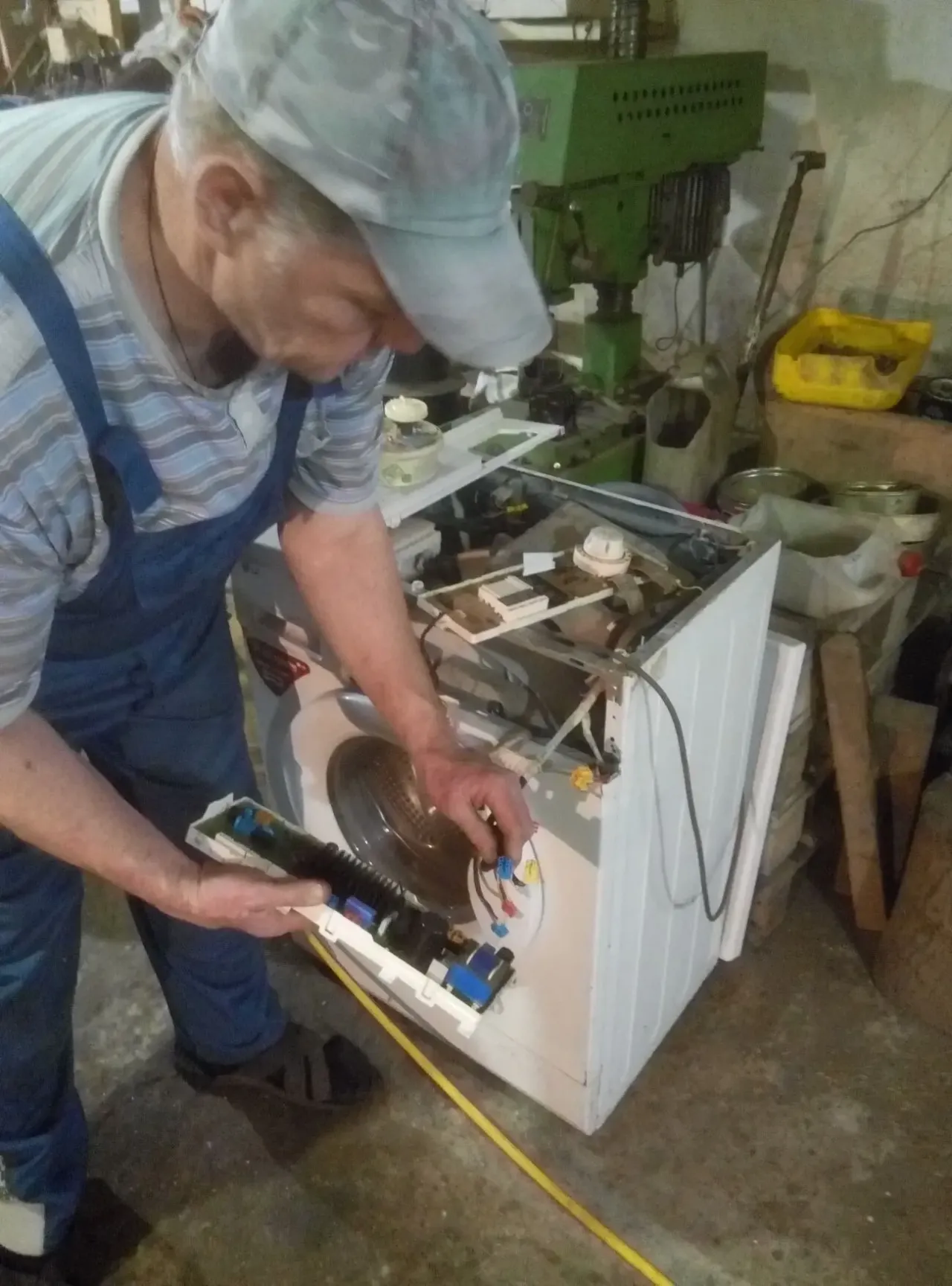 Обслуговування та ремонт електроінструменту та побутової техніки 8