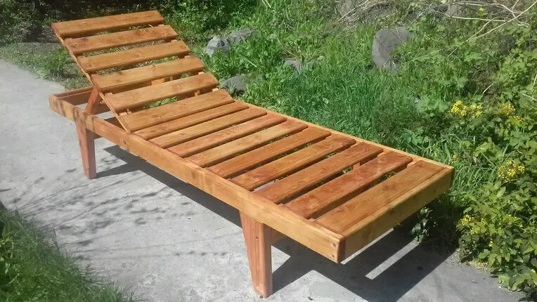 Шезлонг  из дерева 2