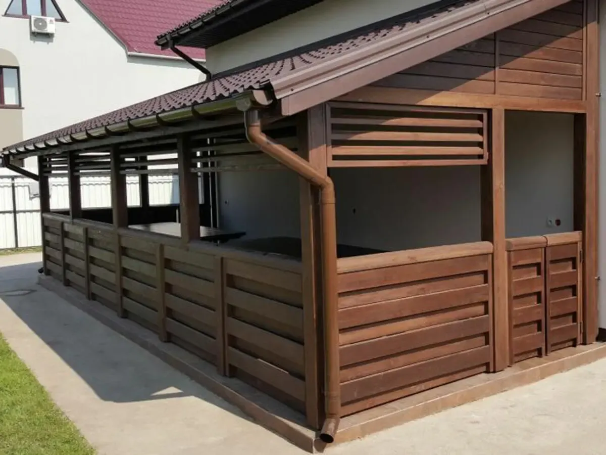 Веранда деревянная.  Терраса из дерева. Пристройка к дому. Терасса. 2