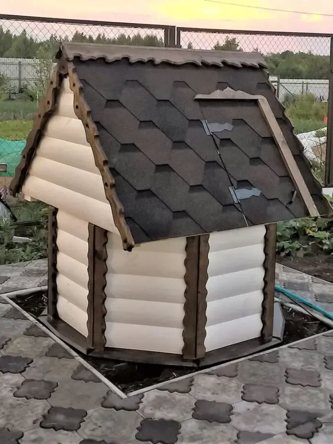 Декоративный колодец. Домик для колодца. Колодец из дерева. 4