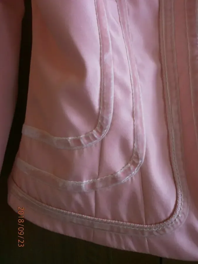 Куртка новая, р. 42 9