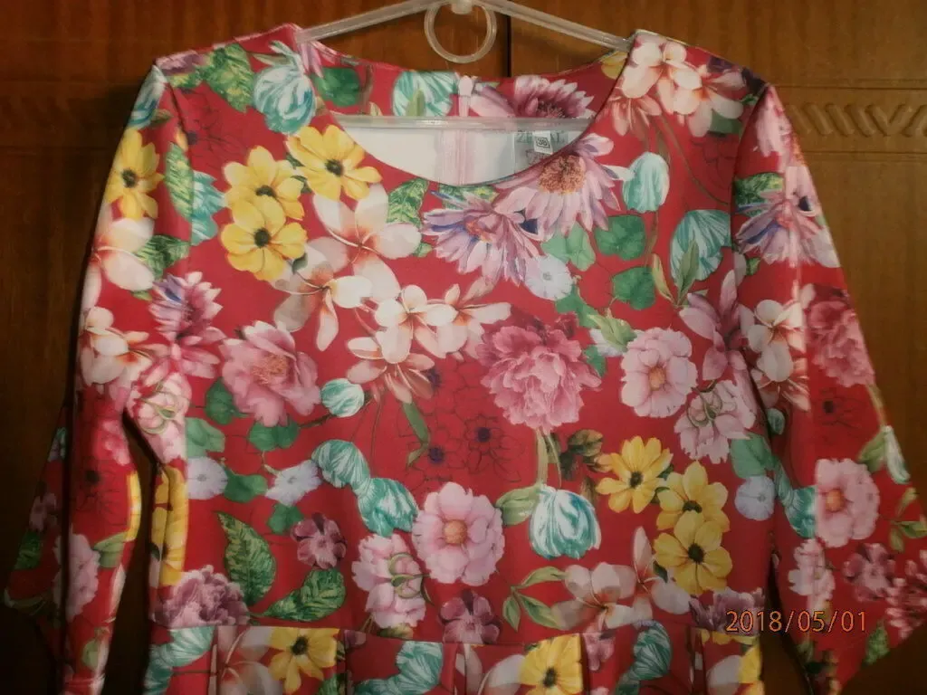 Платье, р. 134 4