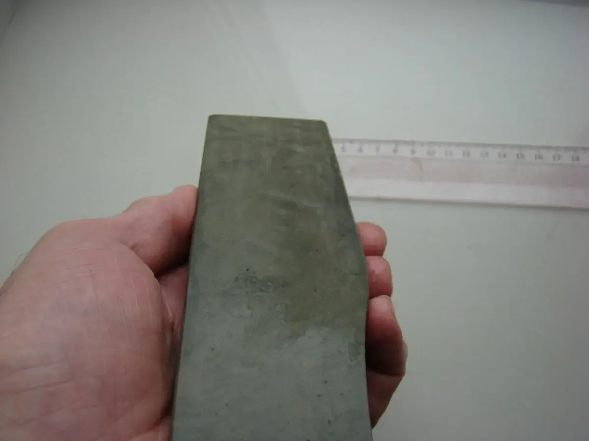 Cланец  LLIN IDVAL(точильный камень)