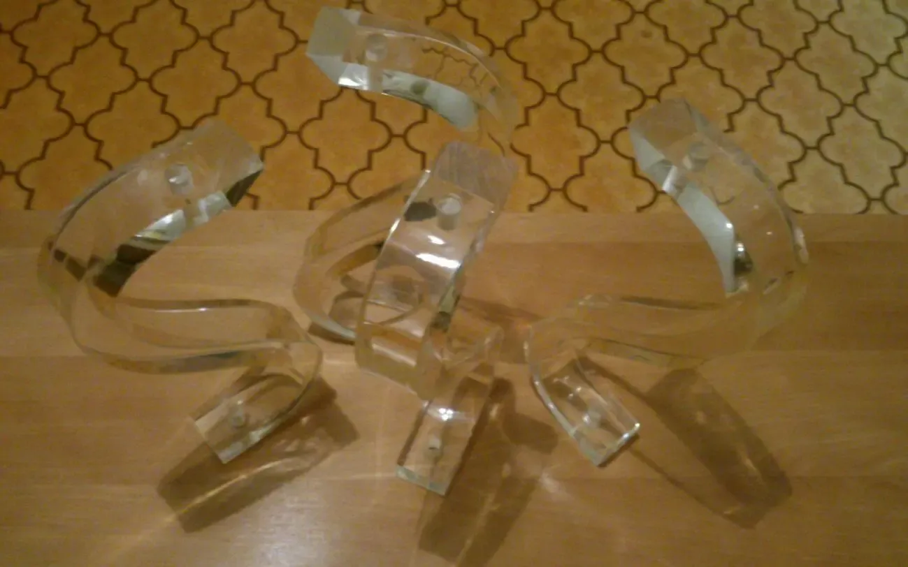 Ножки из оргстекла для столика