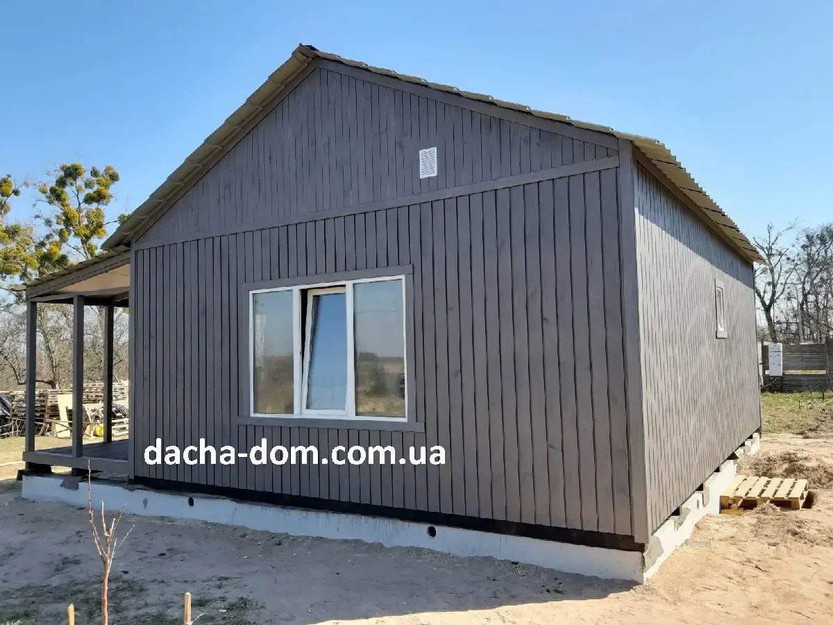 Дачный домик .Самый широкий выбор внешних деревянных отделок