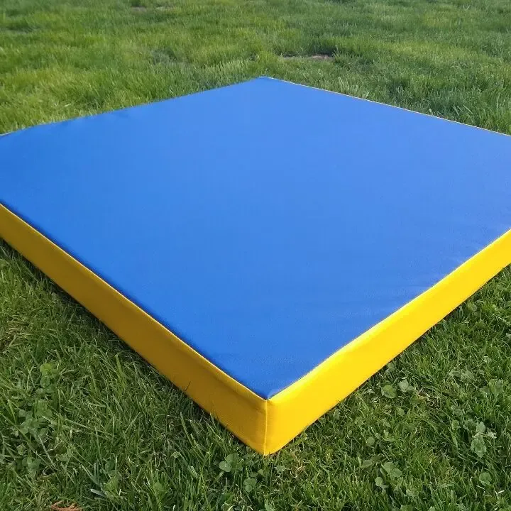 Мат спортивний