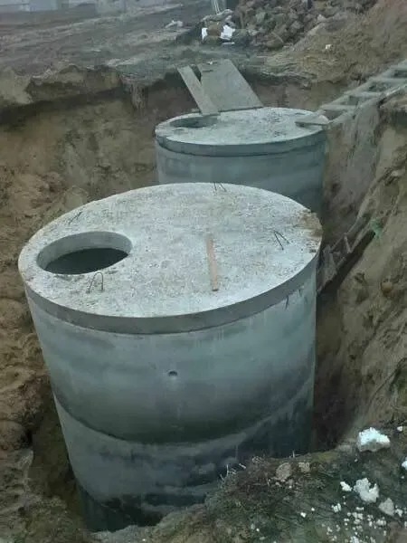 Кругі на септики з переливом круги бетонні вигрібна яма зливна кільця 3