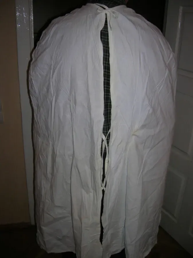 Накидка безразмерная в больницу для посещений