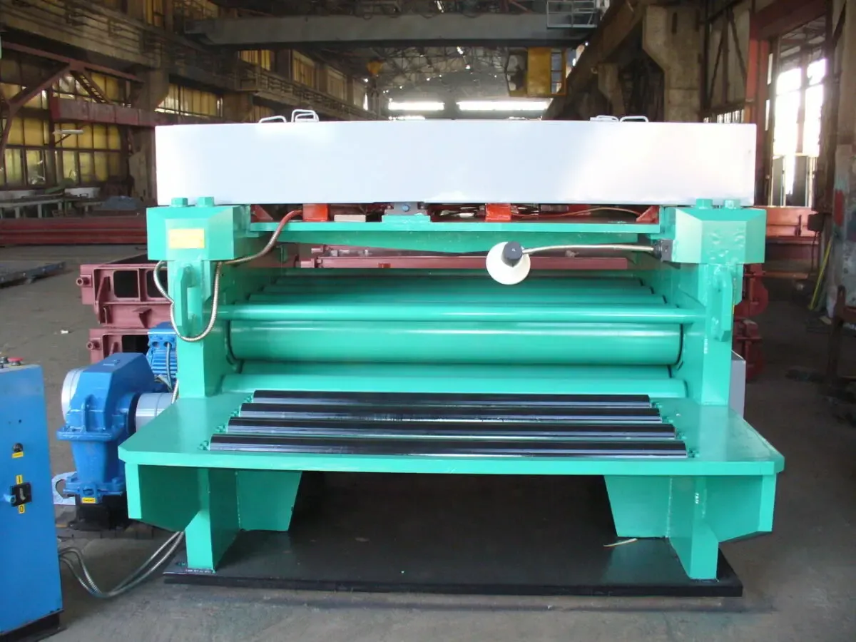 Машина листоправильная МЛЧ 1725 3