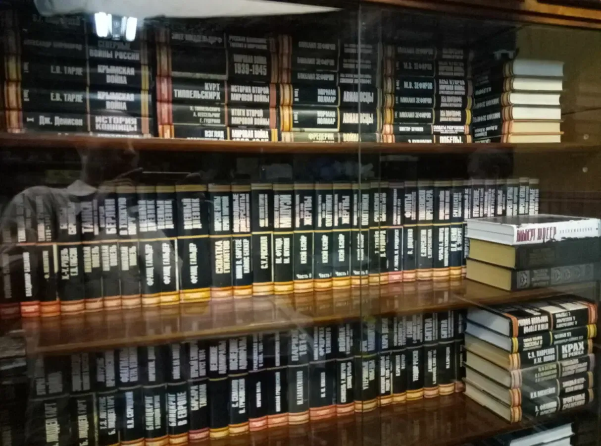 куплю Книги, альбомы изданные после 1990г. Куплю Современные книги! 2