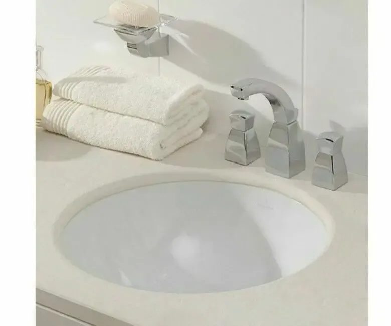 Умывальник Villeroy Boch Loop Friends 61804301 (440 х 440) 3