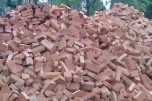 Продам пісок щебінь цеглу у Луцьку з доставкою