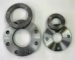 Фланцы свободные на приварном кольце