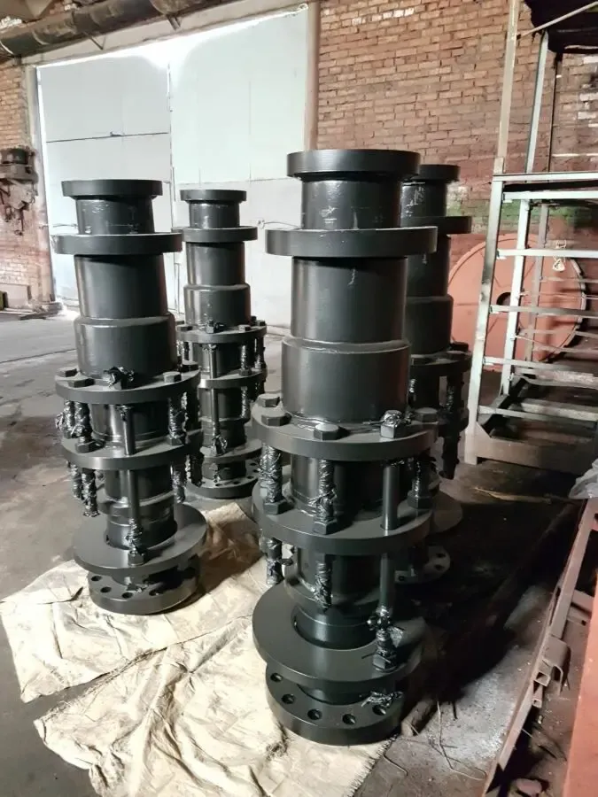 Компенсаторы трубопроводов сальниковые 2