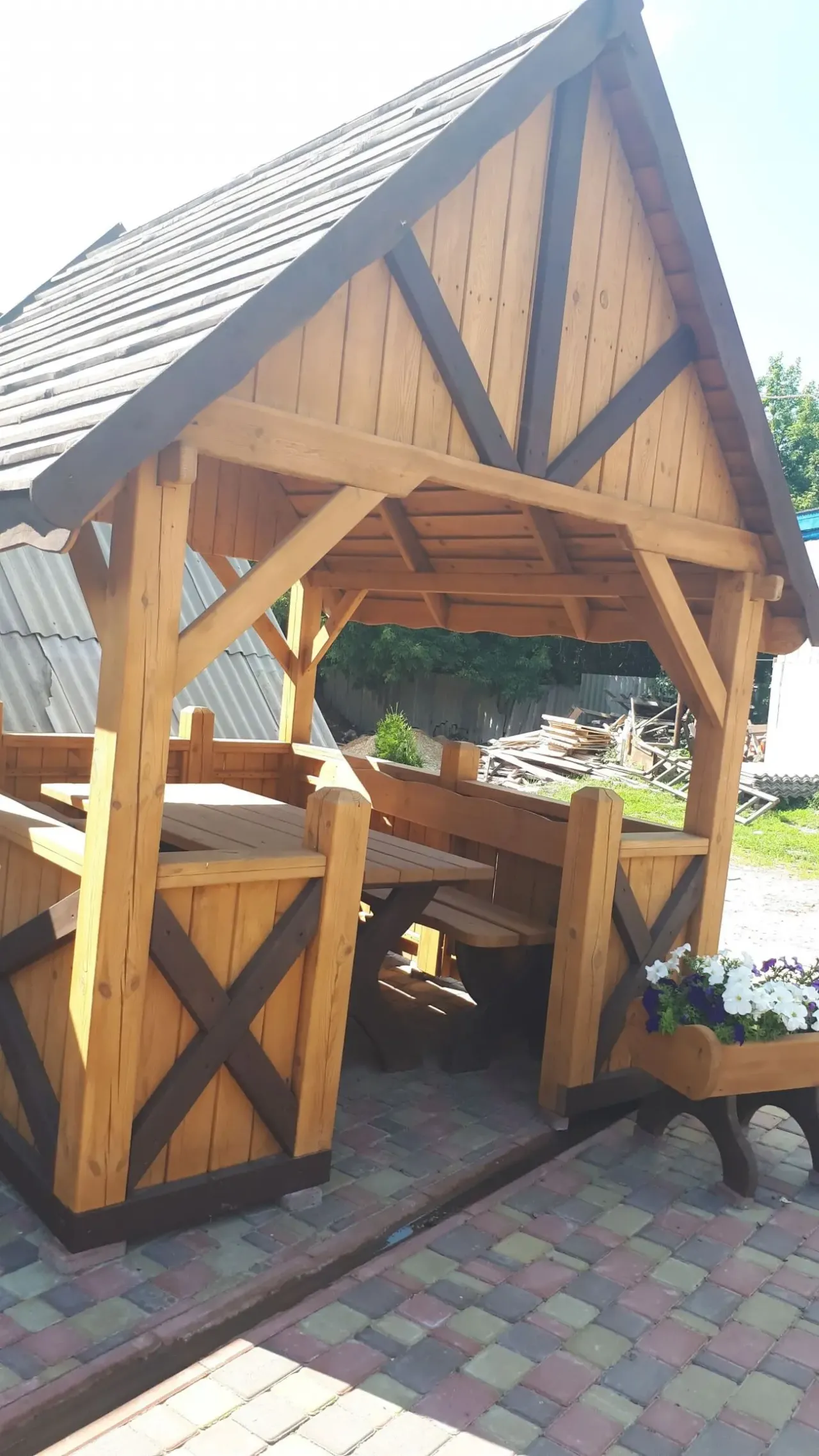 Беседка садовая из дерева 5
