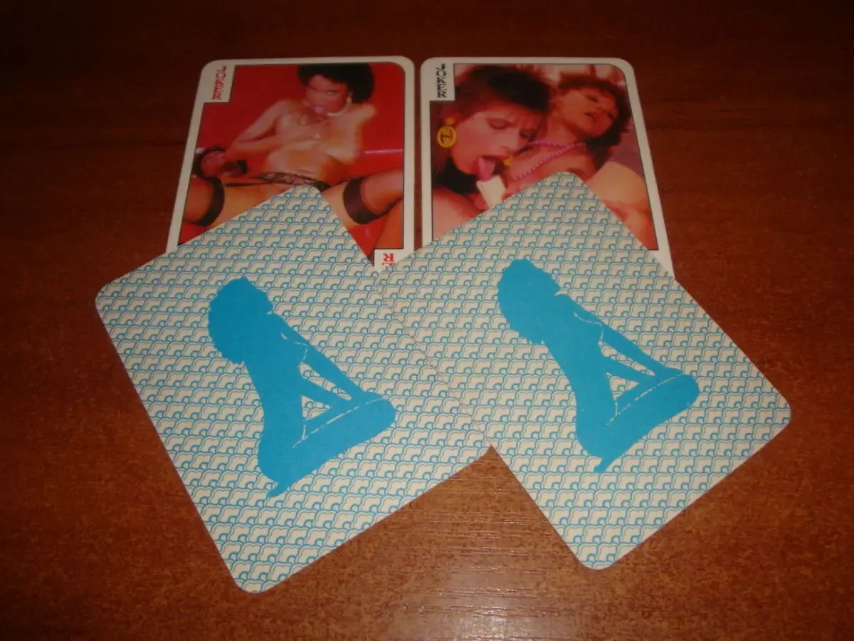 Игральные карты Девушки 10 5