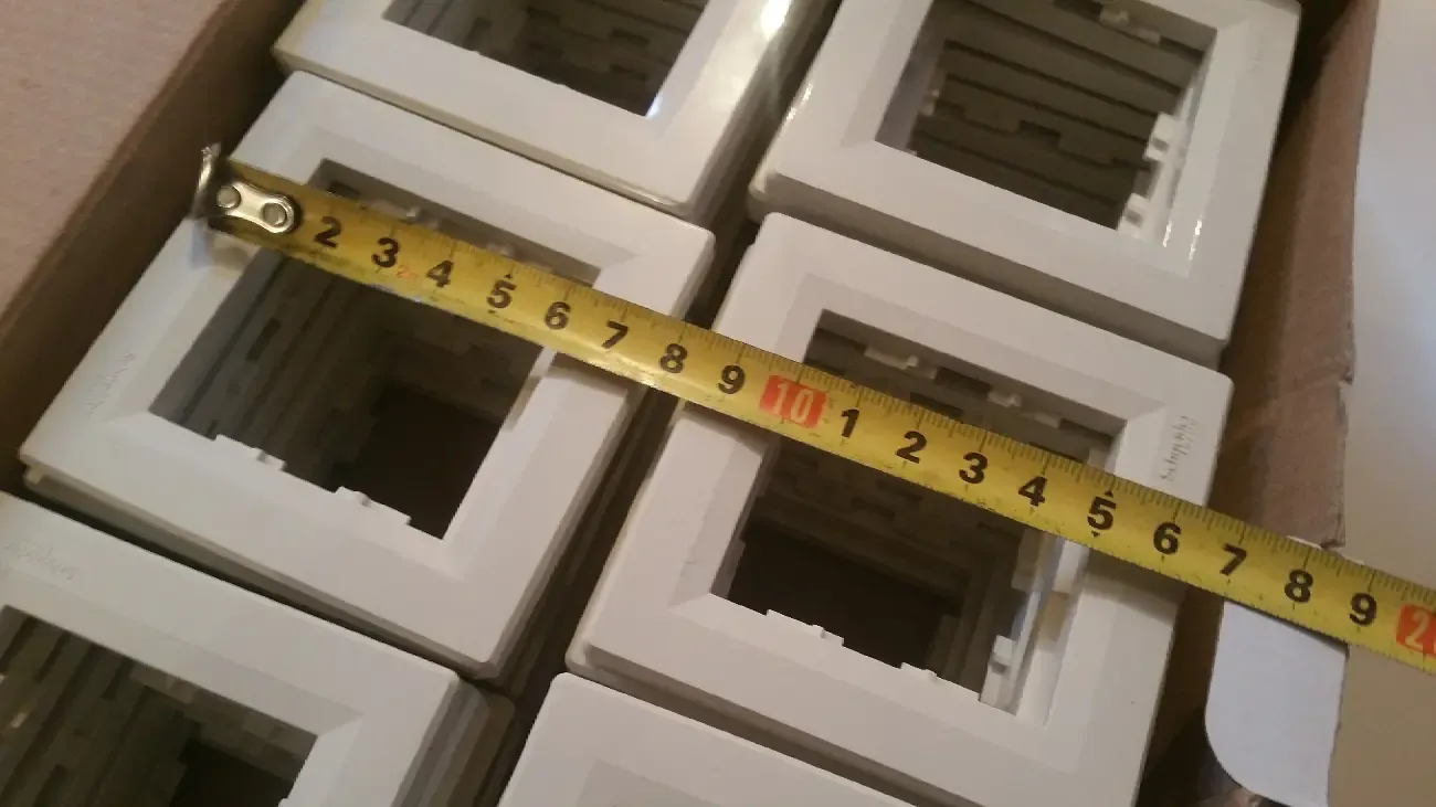 Рамка Schneider Electric ASFORA Cream EPH 2900123 10