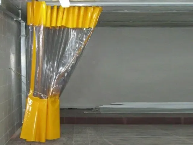 Промышленные шторы 2