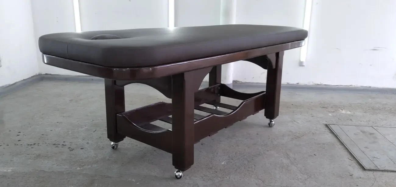 Кушетка косметологічна М19  дерев'яний стаціонарний стіл 5