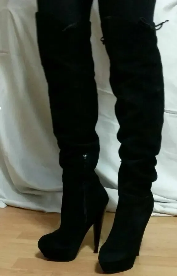 Продам осенние сапоги-ботфорты 5