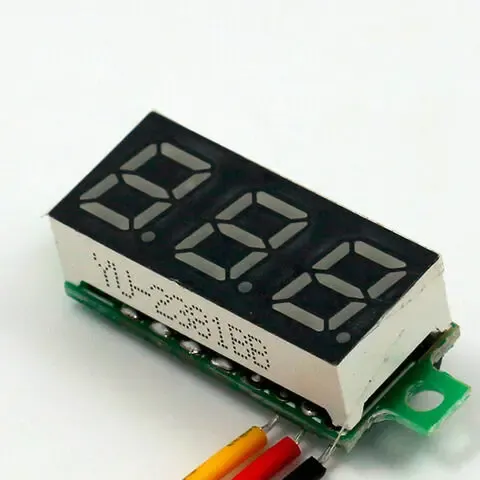 Вольтметр цифровой 4