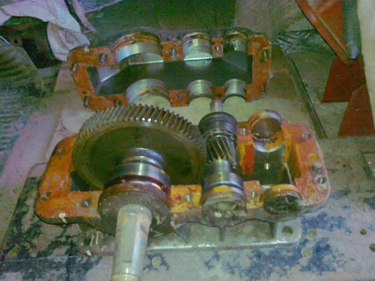 Редуктора ПРТ-10, Ц2У-125, мотор-редукторы МПО2-15, МПО1-18, МПО2-18