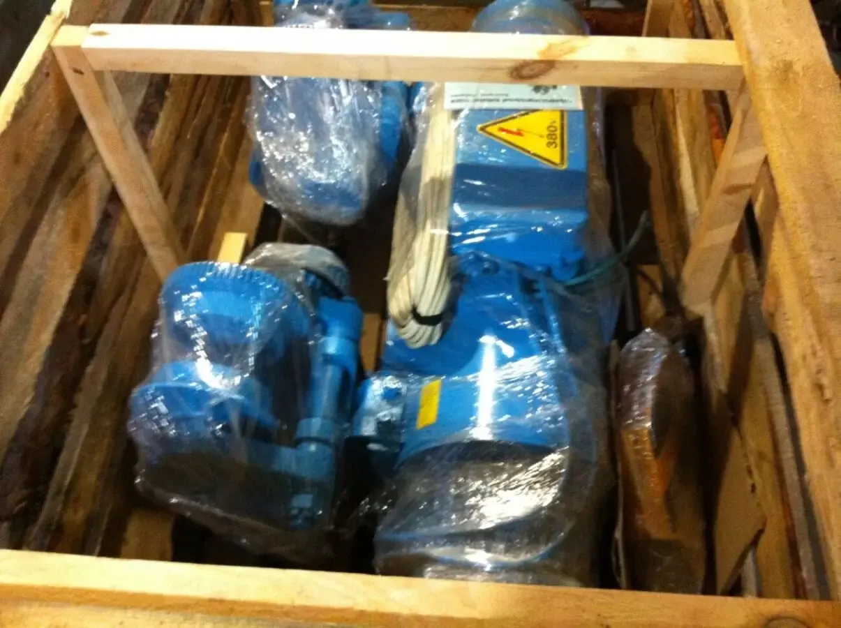 Обладнання складське  (тельфер.таль). 2