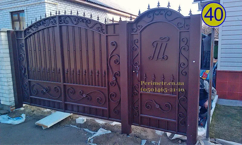 Ворота бытовые и промышленные 3