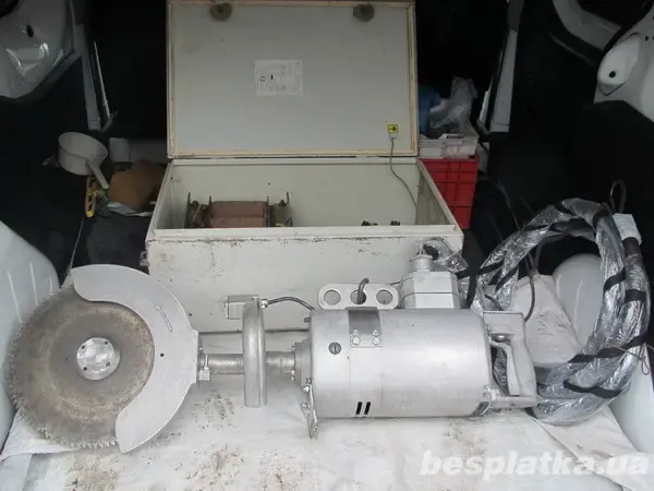 Пила для распиловки полутуш Komel  Ptub 350 H Iii